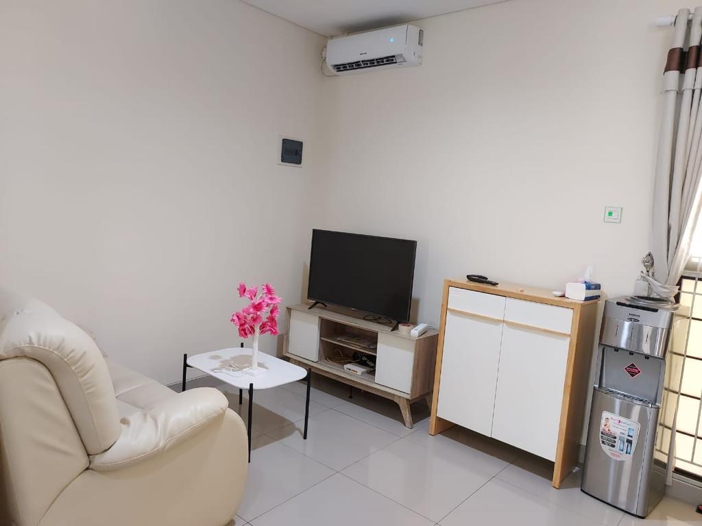 Rumah Disewakan di Patio Lippo Cikarang